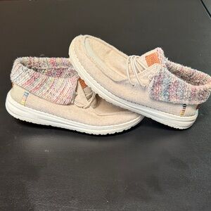 Hey dude shoes cream color